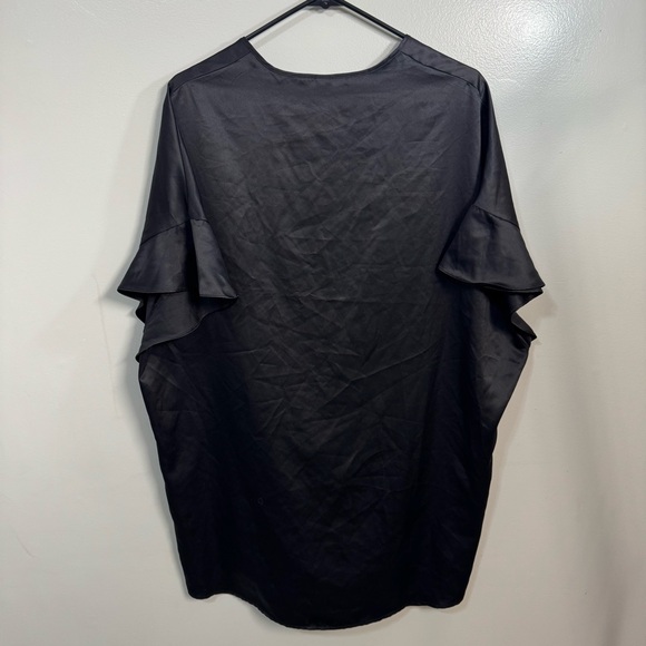 Victoria’s Secret Robe - Picture 4 of 8